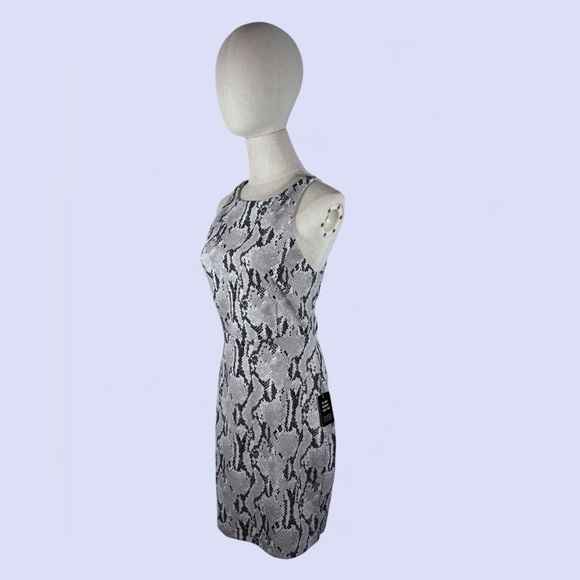 New Snake Print Mini Dress Express Black and Gray - Picture 2 of 11